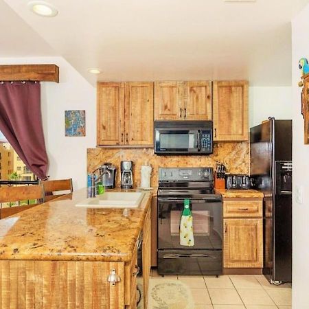 Right On The Beach! Rocky Point Condo Rental - 2 Bedroom Penthouse Beachfront Buitenkant foto