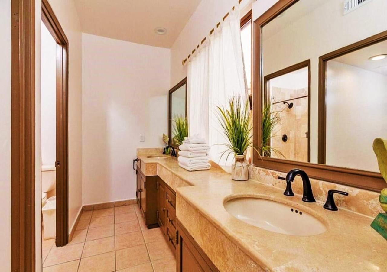 Right On The Beach! Rocky Point Condo Rental - 2 Bedroom Penthouse Beachfront Buitenkant foto