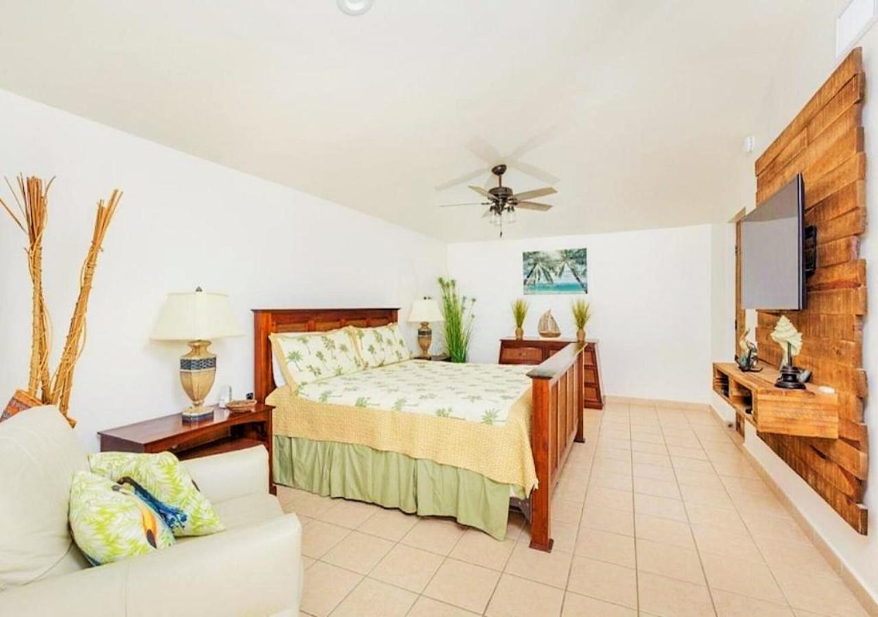 Right On The Beach! Rocky Point Condo Rental - 2 Bedroom Penthouse Beachfront Buitenkant foto
